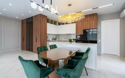 2-этажный коттедж 440 м² с отделкой