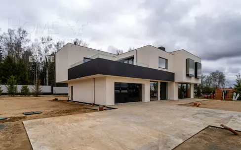 2-этажный коттедж 547 м² без отделки