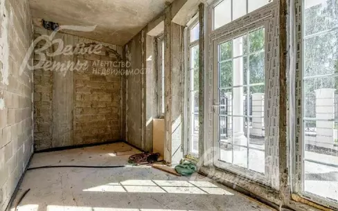 2-этажный коттедж 240 м² без отделки