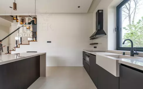 2-этажный коттедж 339 м² с отделкой