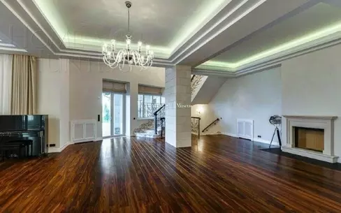 2-этажный коттедж 900 м² с отделкой
