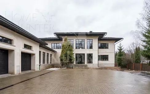 2-этажный коттедж 1 110 м² без отделки