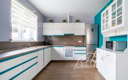 2-этажный коттедж 313 м² с отделкой