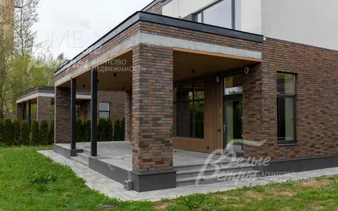 2-этажный коттедж 330 м² без отделки