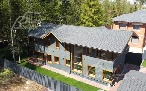 2-этажный коттедж 257 м² с отделкой