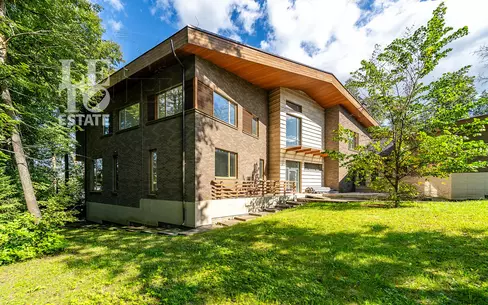 2-этажный коттедж 900 м² без отделки