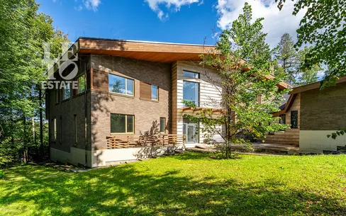 2-этажный коттедж 900 м² без отделки