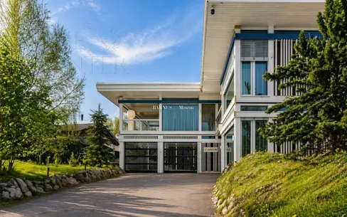 2-этажный коттедж 836 м² с отделкой