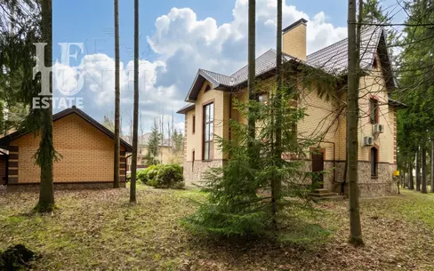 2-этажный коттедж 342 м² с отделкой