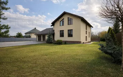 2-этажный коттедж 400 м² с отделкой