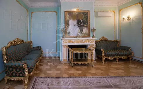 3-этажный коттедж 800 м² с отделкой