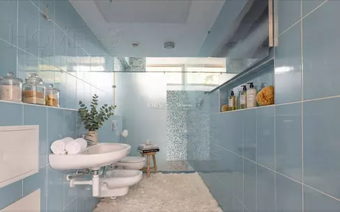 3-этажный коттедж 1 000 м² с отделкой