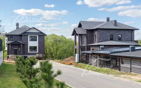 2-этажный коттедж 495 м² без отделки