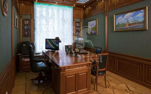 3-этажный коттедж 800 м² с отделкой