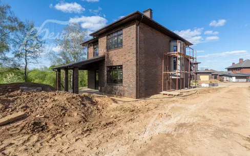 2-этажный коттедж 253 м² без отделки