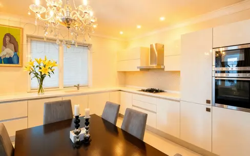 2-этажный коттедж 442 м² с отделкой