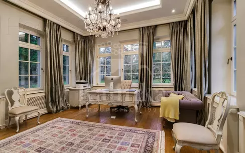 2-этажный коттедж 1 400 м² с отделкой