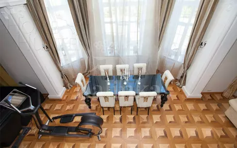 2-этажный коттедж 1 700 м² с отделкой