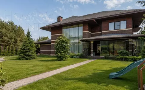 2-этажный коттедж 407 м² с отделкой