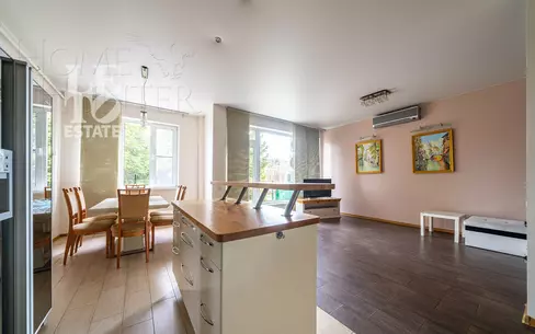 ТАУНХАУС 165.6 м² без отделки