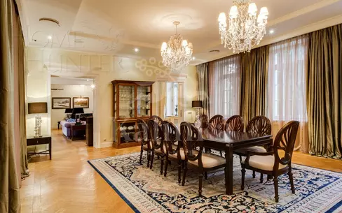 2-этажный коттедж 1 400 м² с отделкой