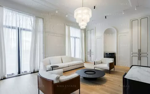 5-КОМН. ПЕНТХАУС С ОТДЕЛКОЙ 450 М² НА 8 ЭТАЖЕ