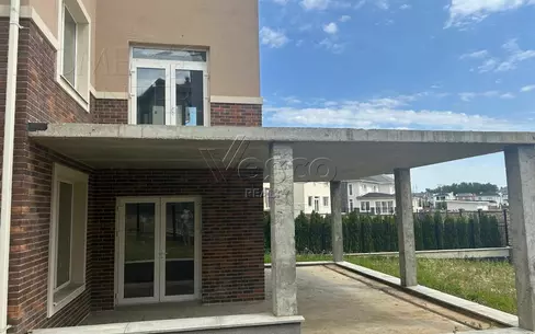 2-этажный коттедж 447 м² без отделки