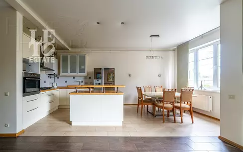 ТАУНХАУС 165.6 м² без отделки