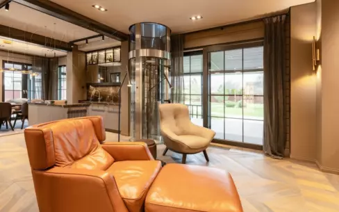 3-этажный коттедж 548.5 м² с отделкой