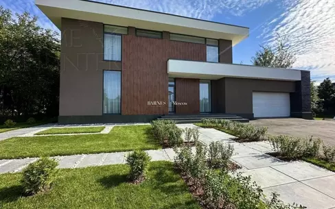 КОТТЕДЖ 542 м² с отделкой