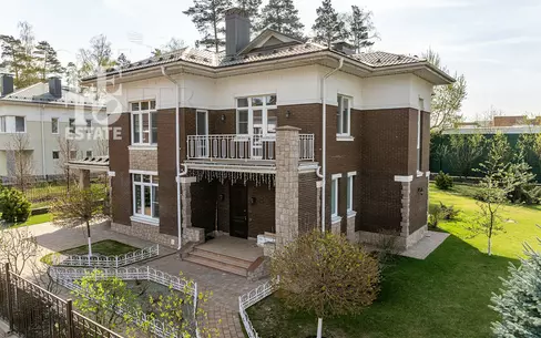 2-этажный коттедж 214 м² с отделкой