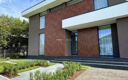 КОТТЕДЖ 542 м² с отделкой