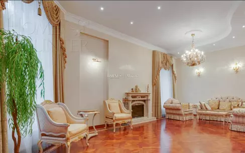2-этажный коттедж 1 250 м² с отделкой