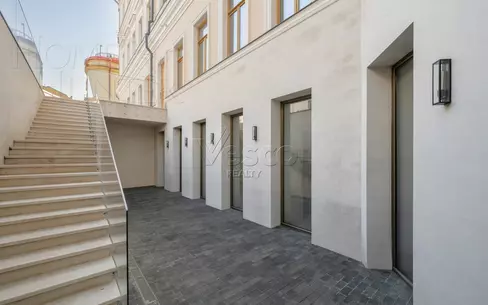 4-КОМН. КВАРТИРА БЕЗ ОТДЕЛКИ 252.4 М² НА 1 ЭТАЖЕ