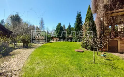 3-этажный коттедж 1 000 м² с отделкой