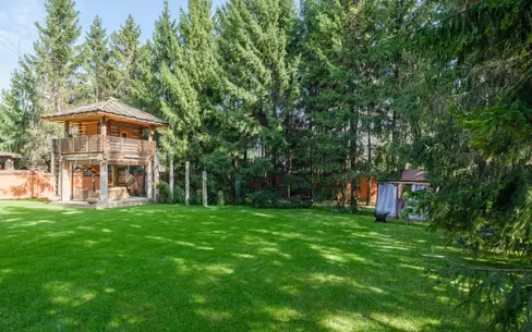 2-этажный коттедж 750 м² с отделкой