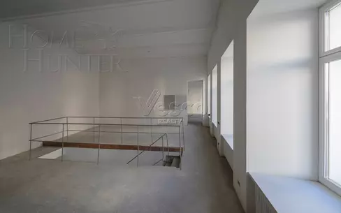 4-КОМН. КВАРТИРА БЕЗ ОТДЕЛКИ 252.4 М² НА 1 ЭТАЖЕ