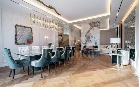 2-этажный коттедж 450 м² с отделкой