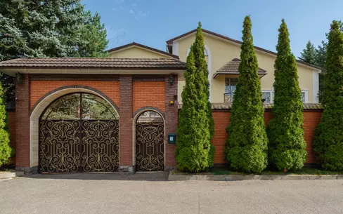 2-этажный коттедж 750 м² с отделкой