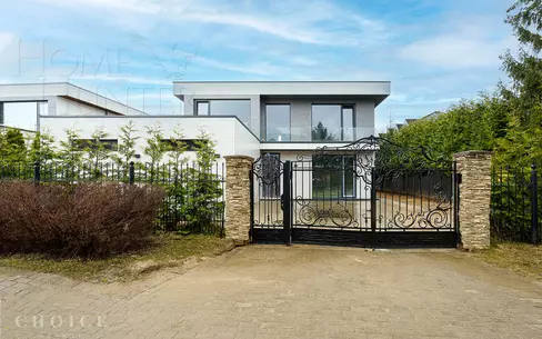 2-этажный коттедж 349.7 м² без отделки