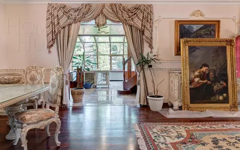 2-этажный коттедж 780 м² с отделкой