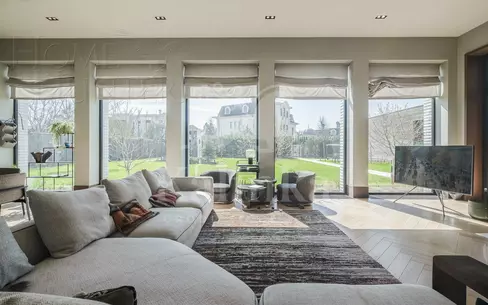 2-этажный коттедж 800 м² с отделкой