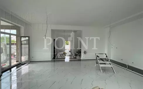 3-этажный коттедж 260 м² с отделкой