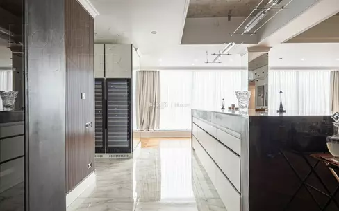 6-КОМН. ПЕНТХАУС С ОТДЕЛКОЙ 450 М² НА 4 ЭТАЖЕ