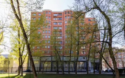 8-КОМН. КВАРТИРА С ОТДЕЛКОЙ 275.3 М² НА 9 ЭТАЖЕ