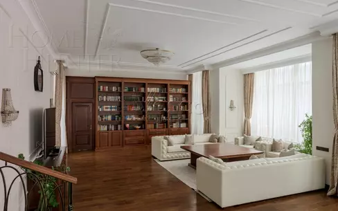 3-этажный коттедж 735 м² с отделкой