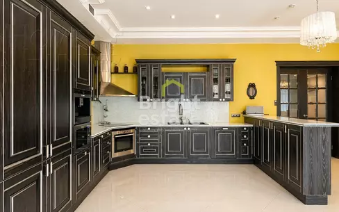 2-этажный коттедж 640 м² с отделкой