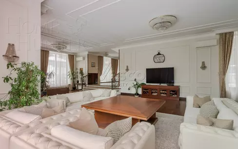 3-этажный коттедж 735 м² с отделкой