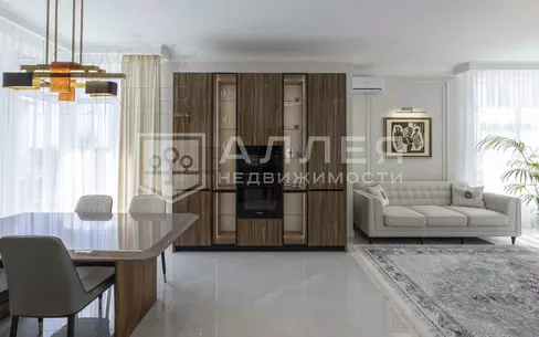 2-этажный коттедж 240 м² с отделкой