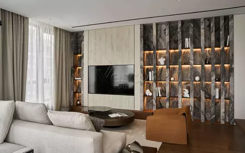 5-КОМН. КВАРТИРА С ОТДЕЛКОЙ 200 М² НА 4 ЭТАЖЕ